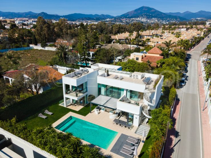 For sale Marbella - Puerto Banus 7 bedrooms villa | Luxury Villa Sales
