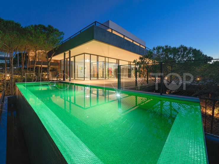 For sale villa with 5 bedrooms in Almenara Golf, Sotogrande | Luxury Villa Sales