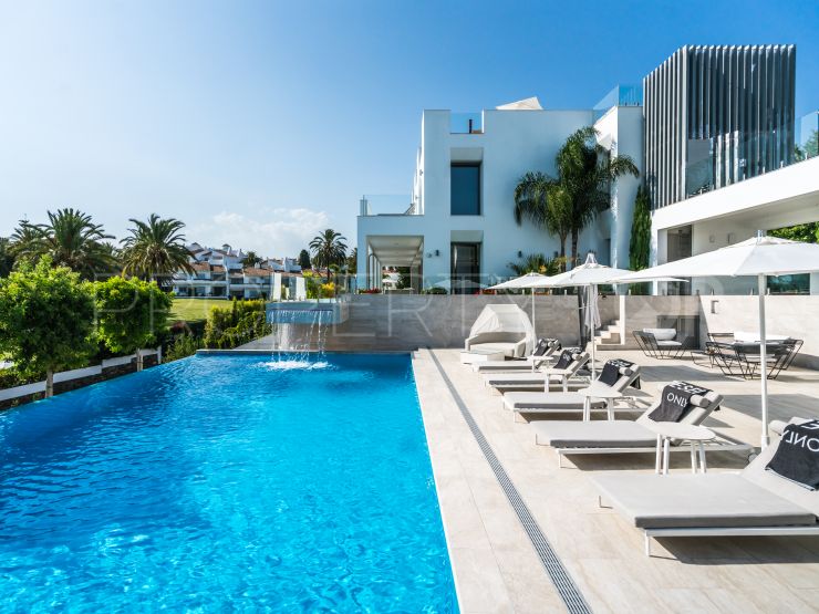 Nueva Andalucia 9 bedrooms villa | Luxury Villa Sales