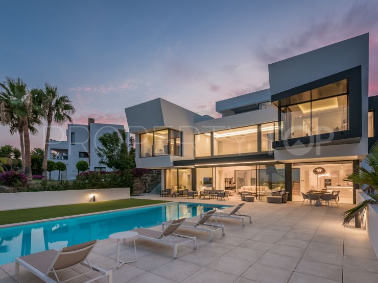 6 bedrooms villa for sale in La Alqueria, Benahavis | Luxury Villa Sales