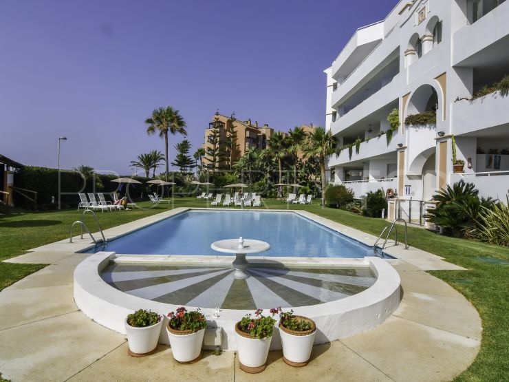 Comprar atico duplex de 3 dormitorios en La Herradura, Marbella - Puerto Banus | Luxury Villa Sales