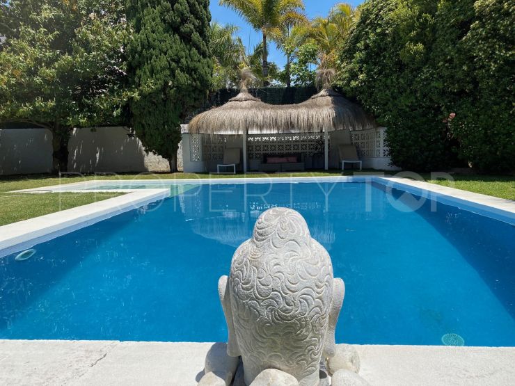 4 bedrooms villa in Los Monteros Playa for sale | Marbella Unique Properties