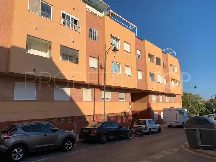 For sale apartment in Estepona with 3 bedrooms | Cosmopolitan Properties