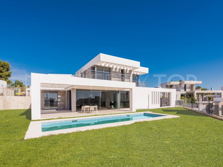 Villa for sale in Cancelada with 3 bedrooms | Inmobiliaria Luz