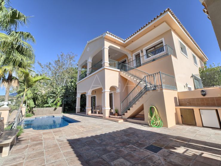 For sale villa in La Alqueria with 4 bedrooms | Benarroch Real Estate