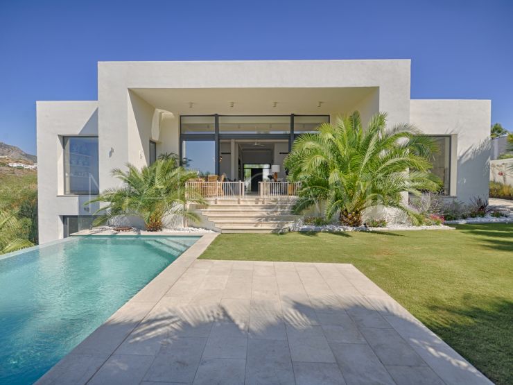 5 bedrooms La Alqueria villa for sale | Benarroch Real Estate