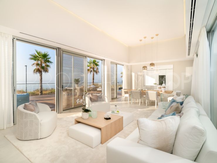 4 bedrooms villa in Estepona Playa for sale | Nvoga Marbella Realty