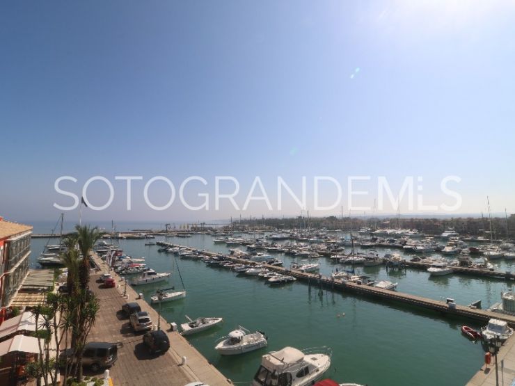 Apartamento con 4 dormitorios en venta en Sotogrande Puerto Deportivo | SotoEstates