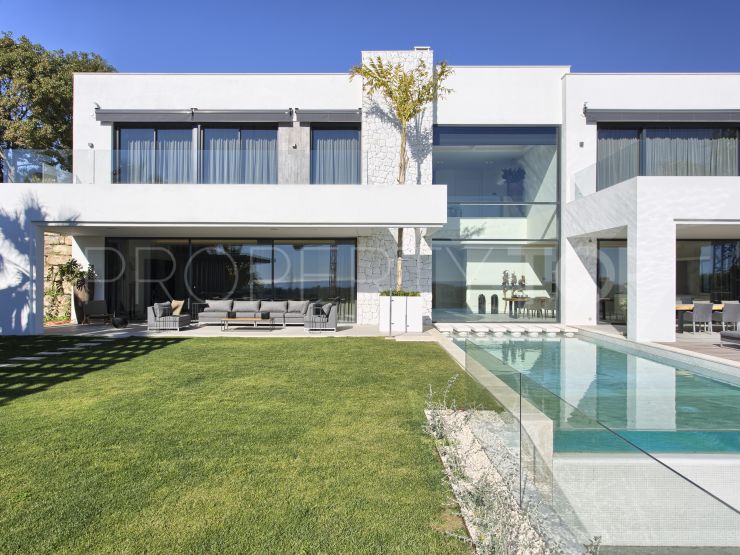 Villa for sale in La Alqueria, Benahavis | Benimar Real Estate