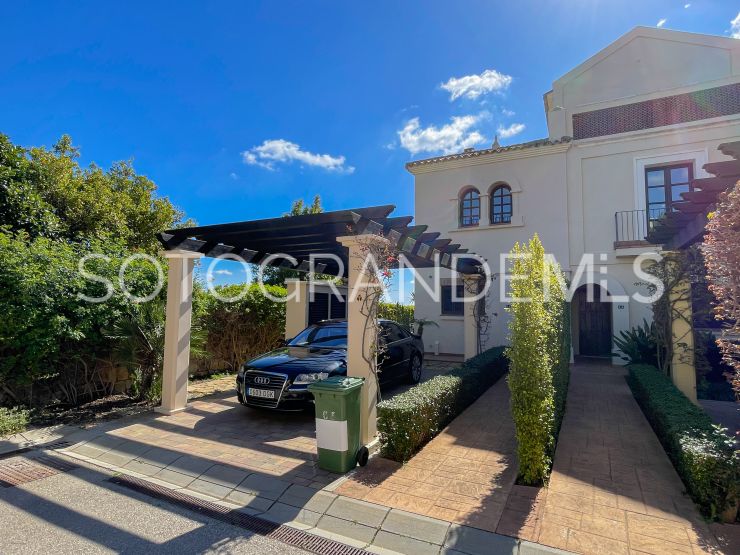 Adosado de 2 dormitorios a la venta en Los Cortijos de la Reserva, La Reserva | Holmes Property Sales