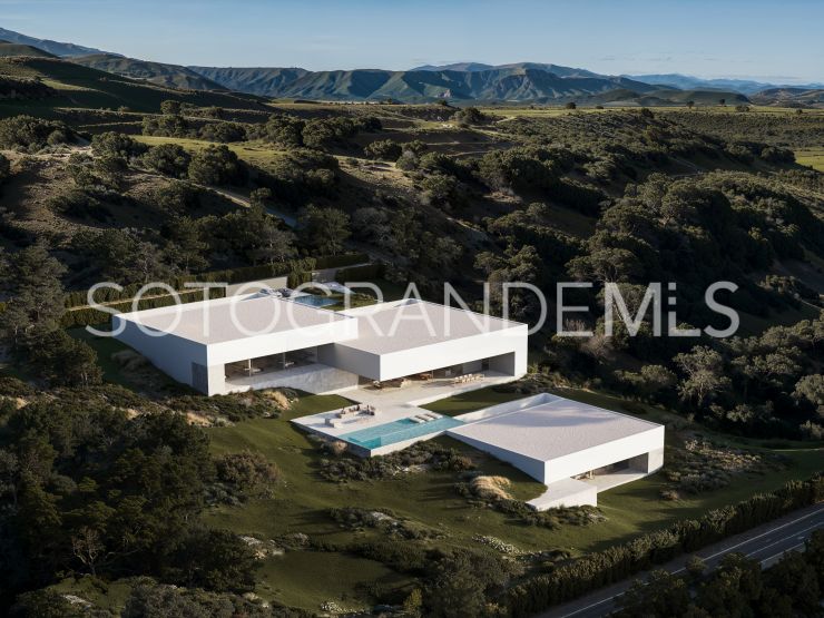 Comprar villa en La Reserva | Holmes Property Sales