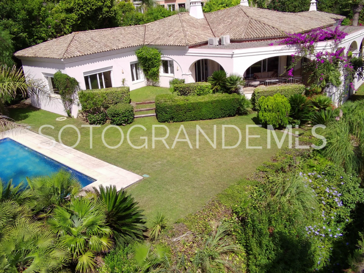 For sale 4 bedrooms villa in Zona F, Sotogrande Alto | Holmes Property Sales
