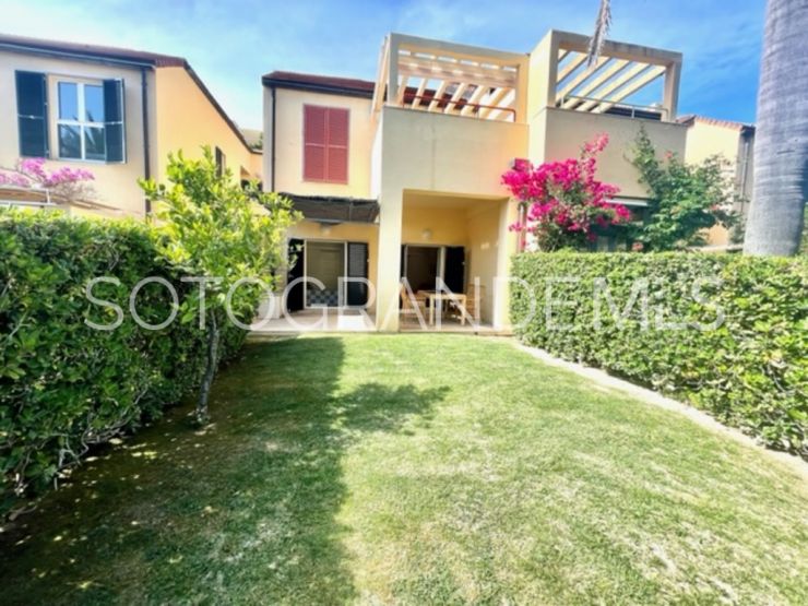 Apartamento a la venta en Ribera del Candil, Marina de Sotogrande | Consuelo Silva Real Estate