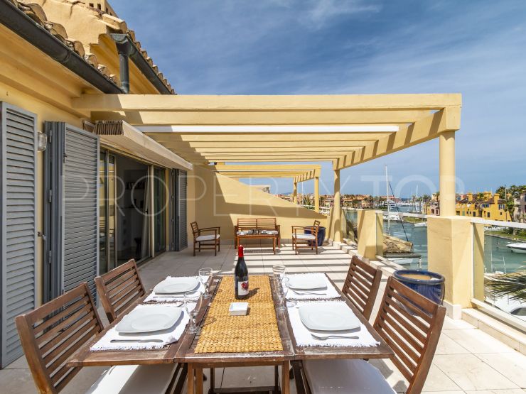 For sale 2 bedrooms apartment in Ribera del Dragoncillo, Sotogrande | Consuelo Silva Real Estate