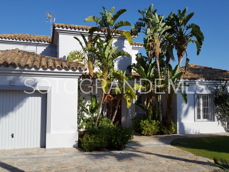 Villa con 3 dormitorios en venta en Sotogrande Alto | Consuelo Silva Real Estate