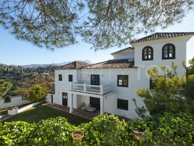 Buy villa in El Madroñal, Benahavis | Callum Swan Realty