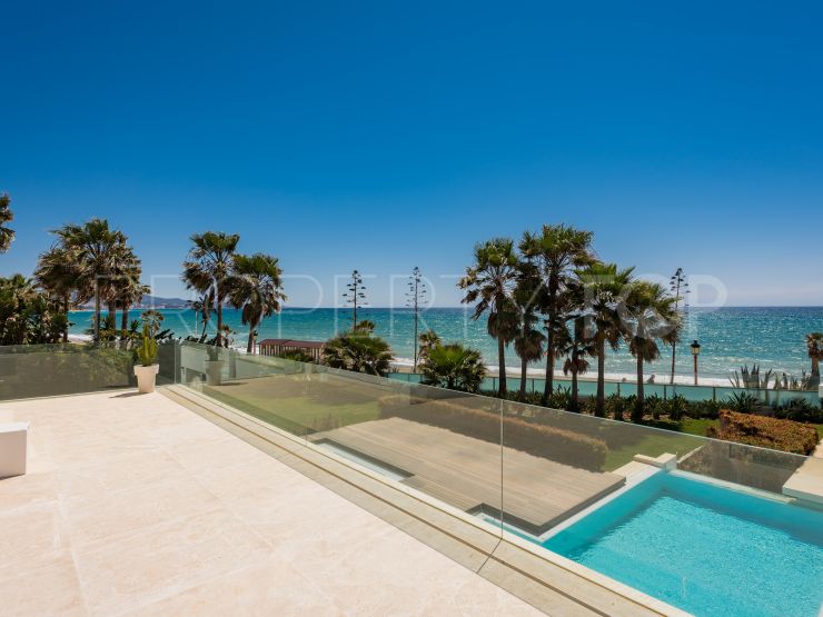 6 bedrooms villa in Rio Verde Playa for sale | Callum Swan Realty