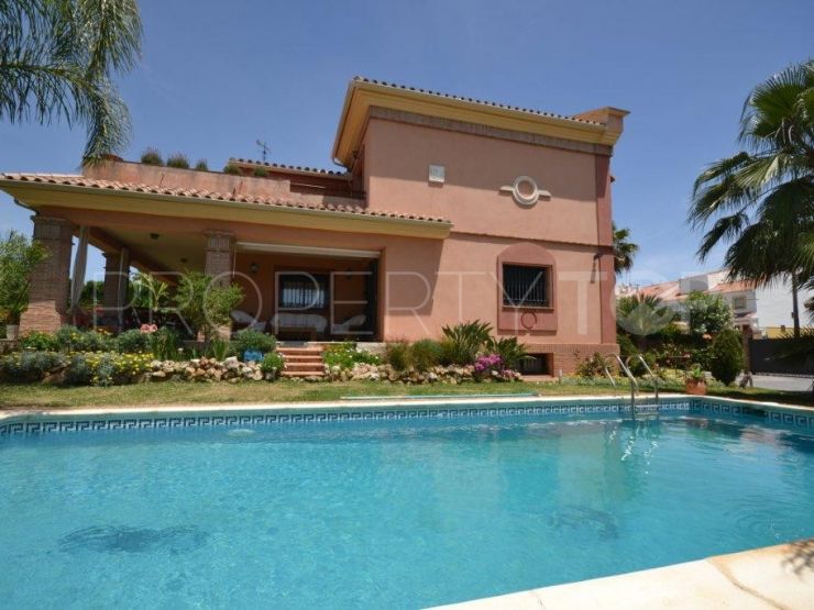7 bedrooms villa for sale in Atalaya, Estepona | Absolute Prestige