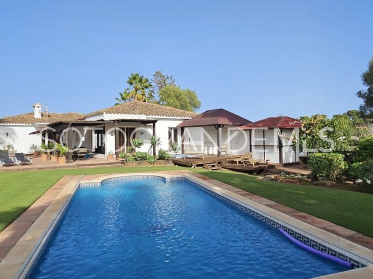 5 bedrooms Zona B villa for sale | Teseo Estate