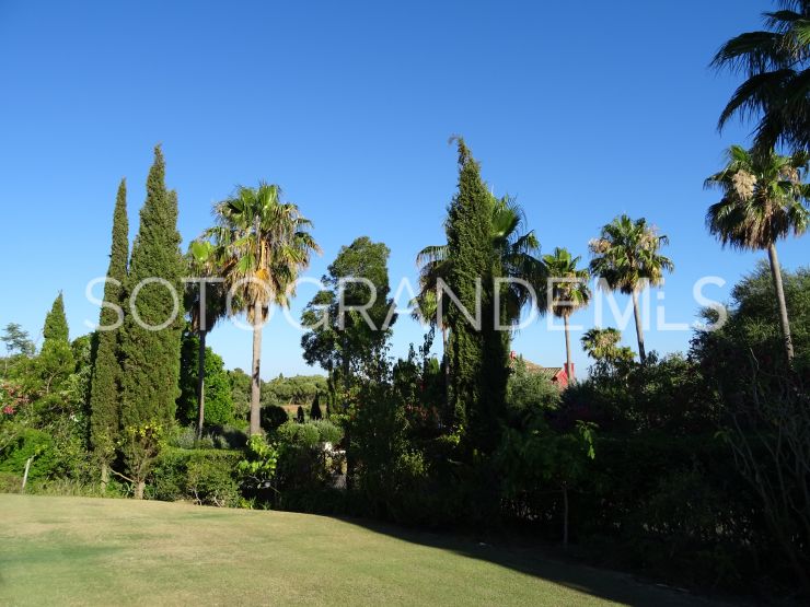 Villa en venta en Zona F, Sotogrande Alto | Teseo Estate