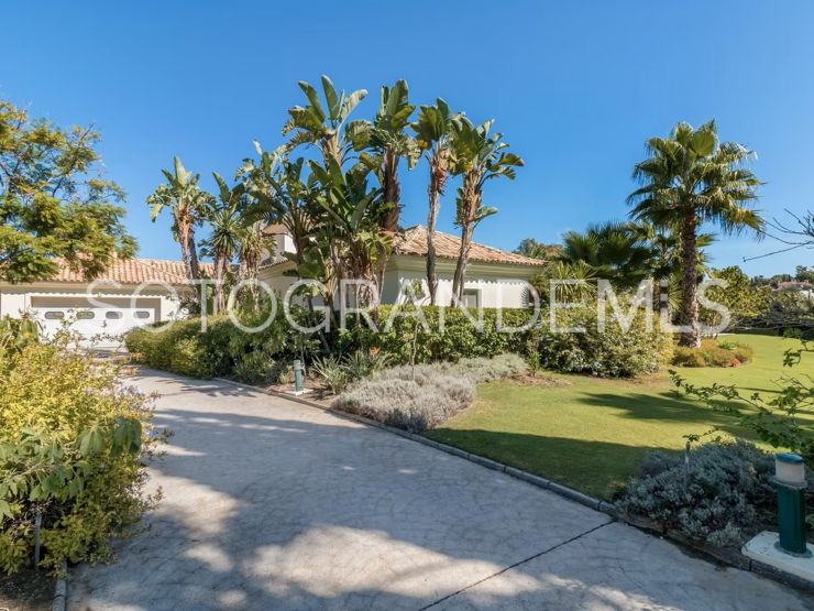 Villa en venta en Zona F, Sotogrande Alto | Teseo Estate