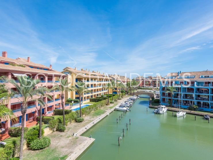 For sale apartment in Guadalmarina, Sotogrande Marina | Teseo Estate