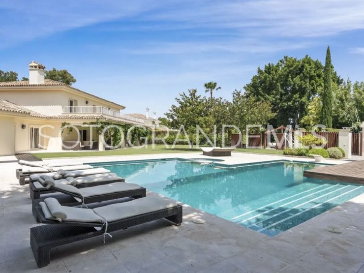 Villa en venta en Reyes y Reinas | Teseo Estate