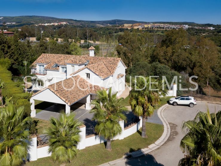 For sale Zona B 6 bedrooms villa | Teseo Estate