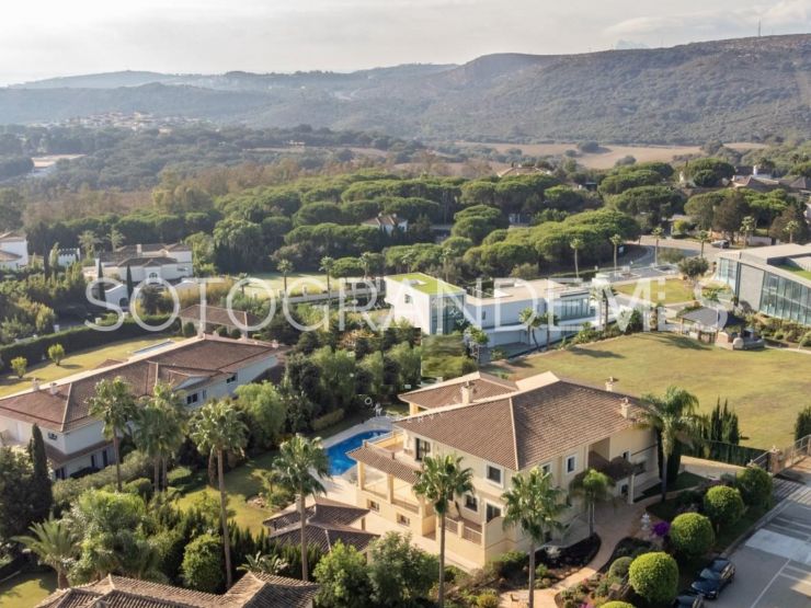 Villa a la venta en Zona G, Sotogrande Alto | Teseo Estate