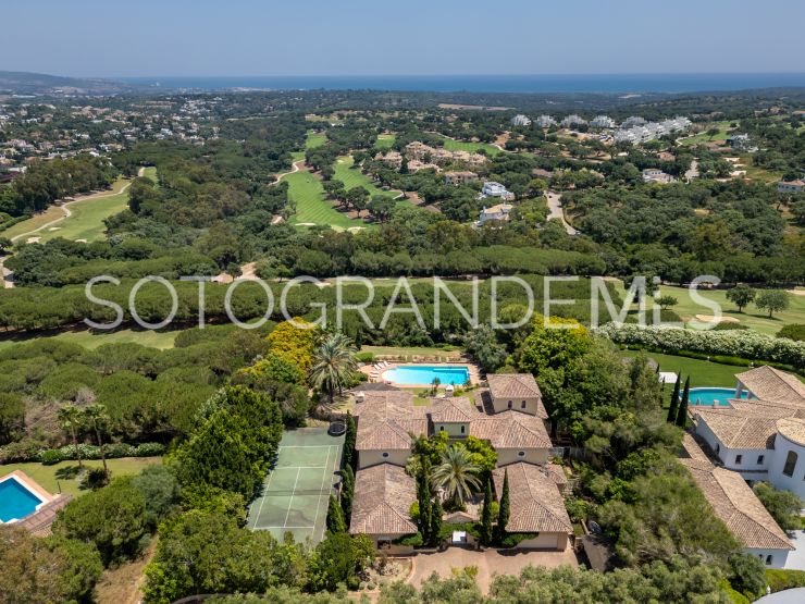 Villa en venta en Zona G, Sotogrande Alto | Teseo Estate