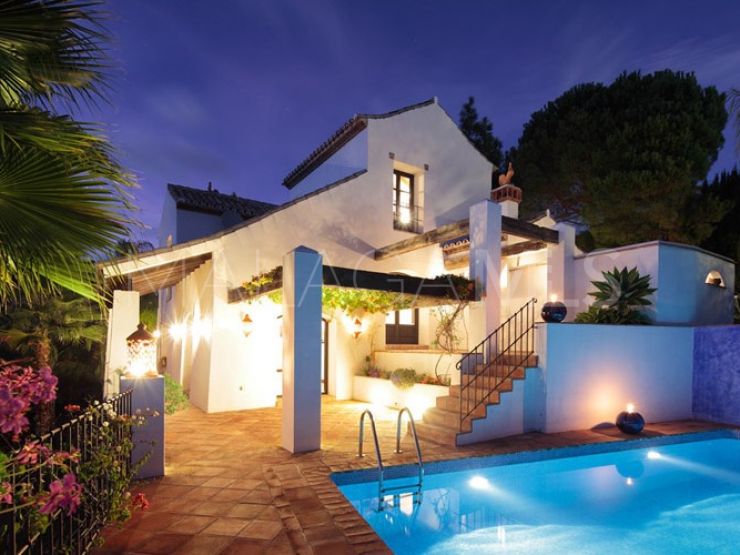 For sale El Madroñal villa with 4 bedrooms | Nordica Sales & Rentals