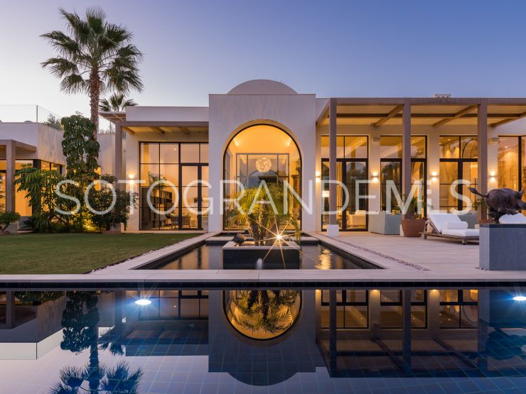 Villa en venta en Zona G de 6 dormitorios | Noll Sotogrande