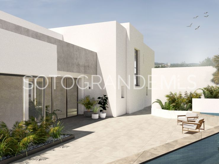 Zona L 5 bedrooms villa for sale | Noll Sotogrande