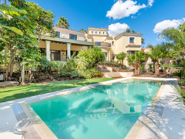 Buy Zona F 6 bedrooms villa | Noll Sotogrande