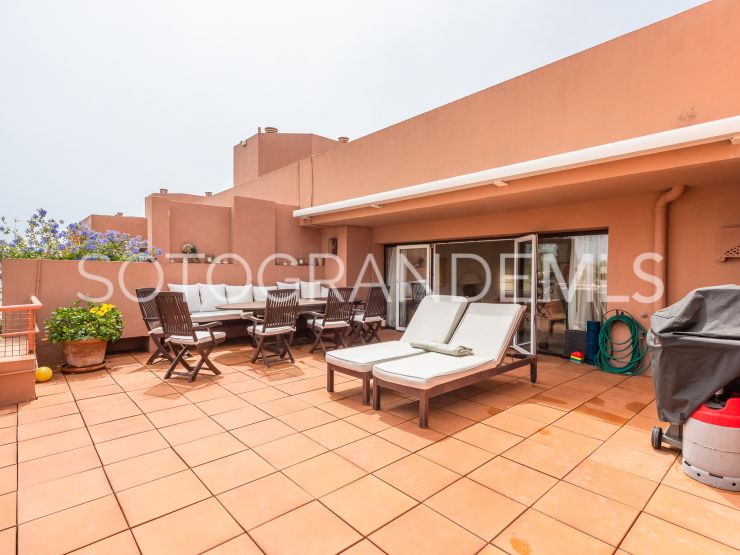 Duplex penthouse for sale in Apartamentos Playa with 4 bedrooms | Noll Sotogrande