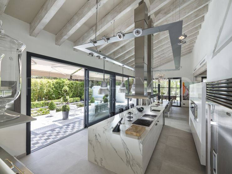 For sale Zona F villa with 6 bedrooms | Noll Sotogrande