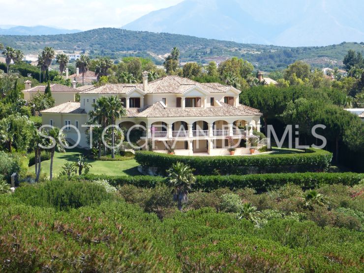 Zona F 5 bedrooms villa | Noll Sotogrande