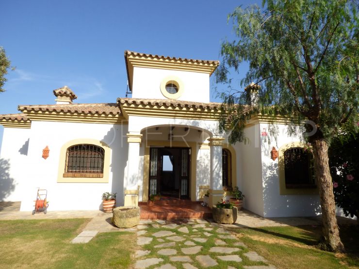 Buy Alcaidesa villa with 4 bedrooms | Alcaidesa Property