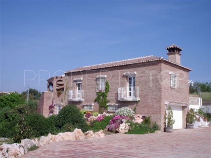 Finca en Alhaurin de la Torre con 4 dormitorios | Atrium