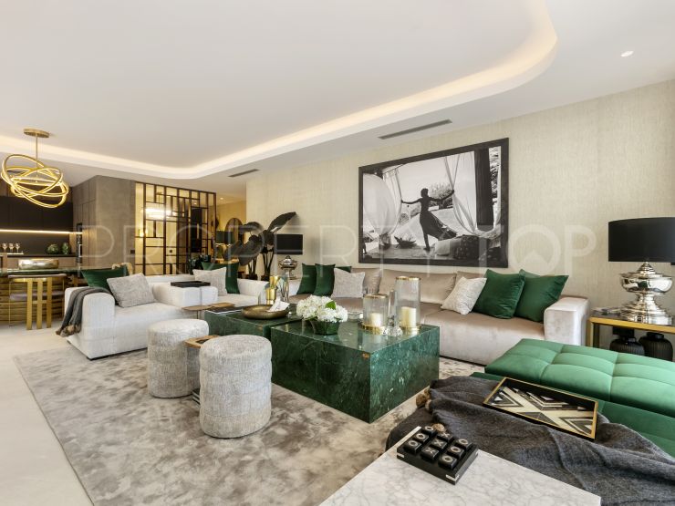 4 bedrooms ground floor apartment in Marbella Golden Mile for sale | Atrium