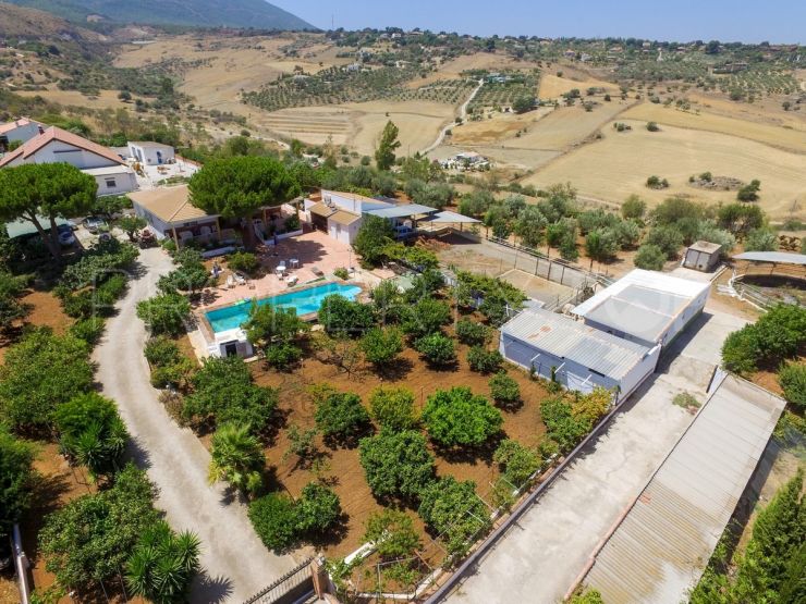 3 bedrooms Alhaurin de la Torre finca | Your Property in Spain