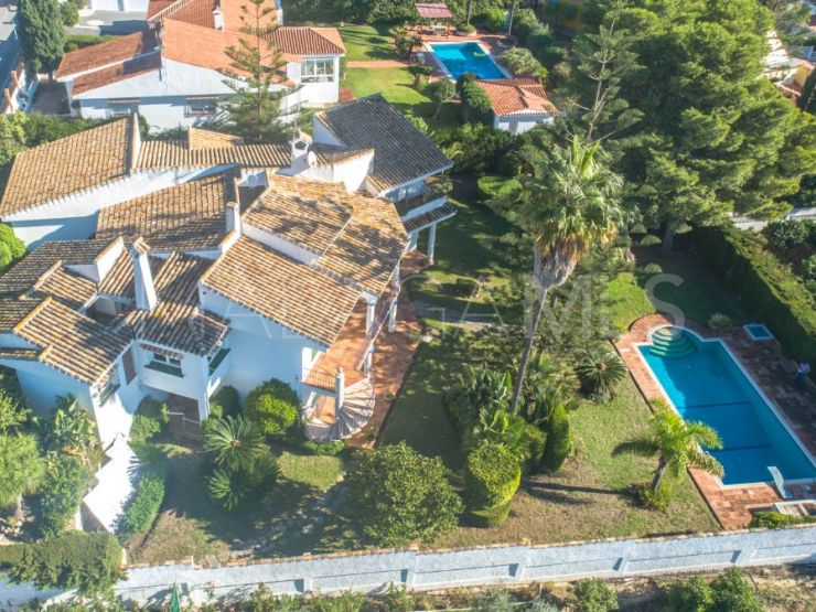 For sale villa with 6 bedrooms in Malaga | Your Property in Spain