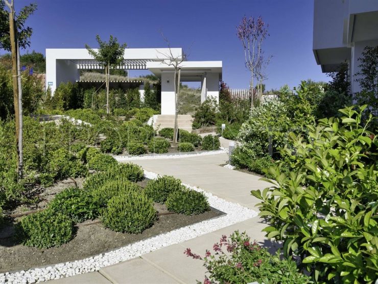 For sale town house in Estepona with 3 bedrooms | Cloud Nine Prestige