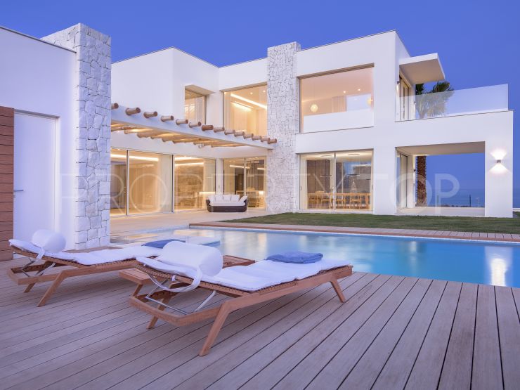 La Panera, Estepona, villa en venta de 5 dormitorios | Berkshire Hathaway Homeservices Marbella