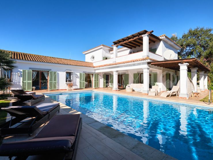 Sotogrande Costa 4 bedrooms villa | InvestHome