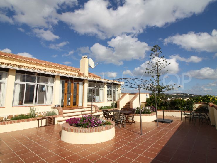 For sale 4 bedrooms villa in Torreguadiaro, Sotogrande | Sotogrande Home
