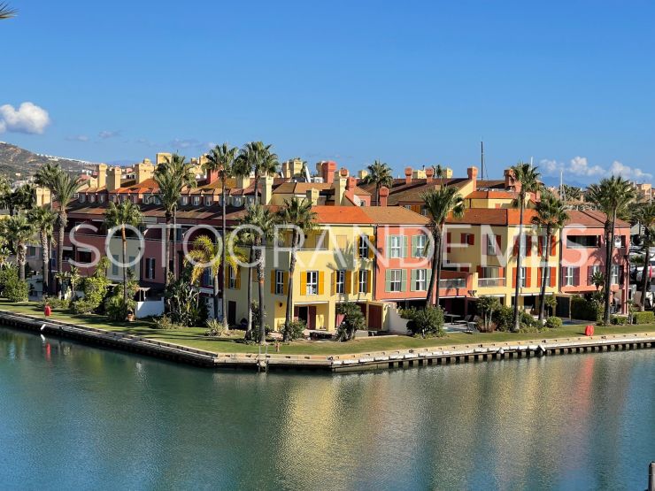 For sale apartment in Sotogrande Marina with 4 bedrooms | Sotogrande Home