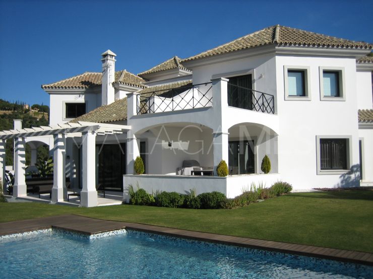 Villa in El Madroñal, Benahavis | Private Property