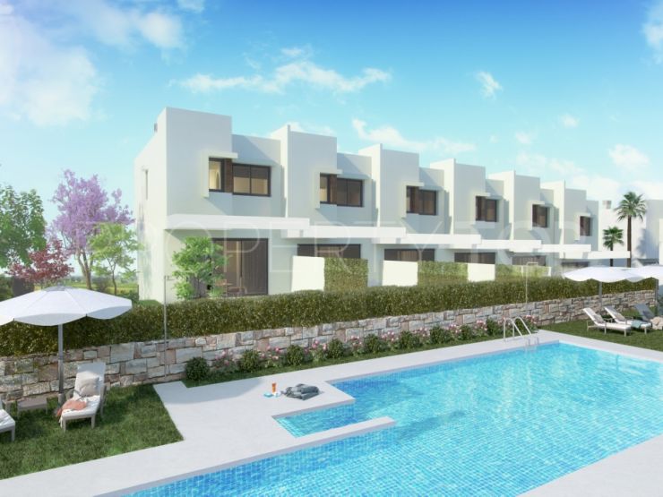 Adosado de 3 dormitorios a la venta en Alhaurin de la Torre | Marbella Maison