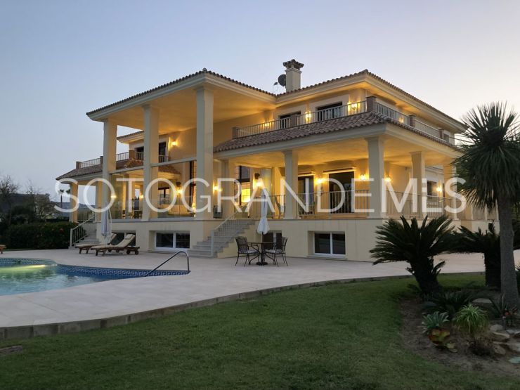 Villa de 6 dormitorios a la venta en Sotogrande Alto | SurdelSur Properties